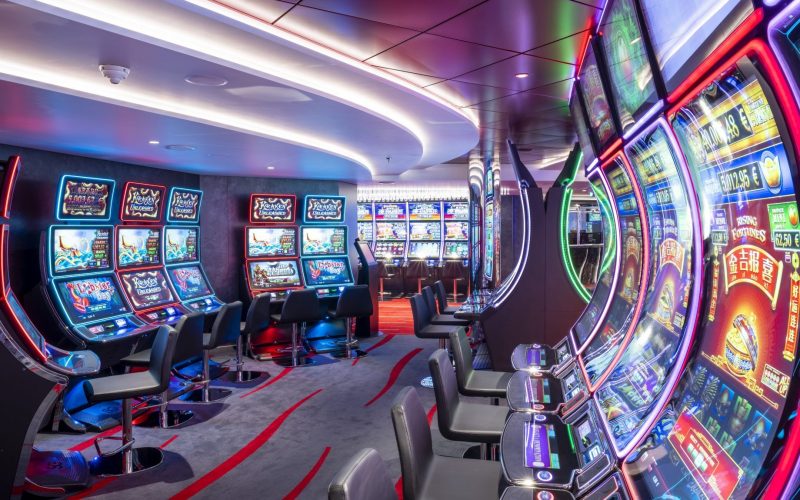 casino-games-slot-machines-920x720